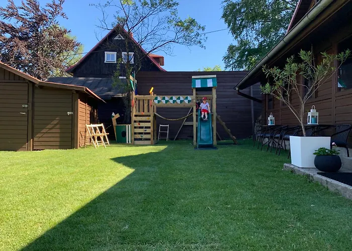 Karkonoska - Klimatyczne I Studia Z Aneksami Kuchennymi - Sniadania Sauna Grota Solna Silownia Parking Wi-fi W Cenie Nocleg ze śniadaniem 4*