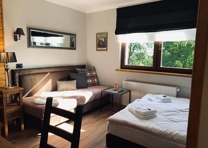 Karkonoska - Klimatyczne I Studia Z Aneksami Kuchennymi - Sniadania Sauna Grota Solna Silownia Parking Wi-fi W Cenie Nocleg ze śniadaniem 4*