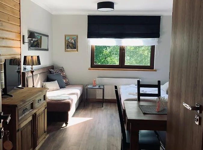 Karkonoska - Klimatyczne I Studia Z Aneksami Kuchennymi - Sniadania Sauna Grota Solna Silownia Parking Wi-fi W Cenie Karpacz