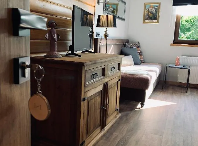 Karkonoska - Klimatyczne I Studia Z Aneksami Kuchennymi - Sniadania Sauna Grota Solna Silownia Parking Wi-fi W Cenie Nocleg ze śniadaniem Karpacz