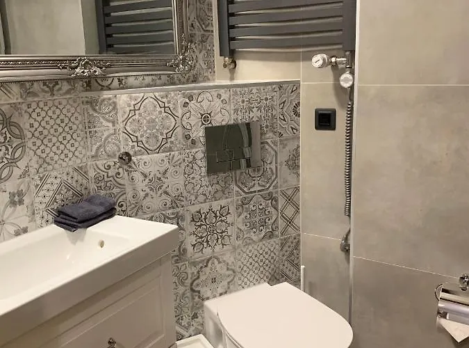 Karkonoska - Klimatyczne I Studia Z Aneksami Kuchennymi - Sniadania Sauna Grota Solna Silownia Parking Wi-fi W Cenie Nocleg ze śniadaniem