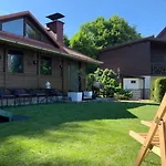 Karkonoska - Klimatyczne I Studia Z Aneksami Kuchennymi - Sniadania Sauna Grota Solna Silownia Parking Wi-fi W Cenie B&B 카르파츠