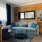 Karkonoska - Klimatyczne I Studia Z Aneksami Kuchennymi - Sniadania Sauna Grota Solna Silownia Parking Wi-fi W Cenie 3* 카르파츠