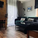 B&B Karkonoska - Klimatyczne I Studia Z Aneksami Kuchennymi - Sniadania Sauna Grota Solna Silownia Parking Wi-fi W Cenie 카르파츠