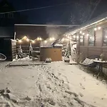 Karkonoska - Klimatyczne I Studia Z Aneksami Kuchennymi - Sniadania Sauna Grota Solna Silownia Parking Wi-fi W Cenie B&B 카르파츠