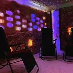 Karkonoska - Klimatyczne I Studia Z Aneksami Kuchennymi - Sniadania Sauna Grota Solna Silownia Parking Wi-fi W Cenie 3* 카르파츠