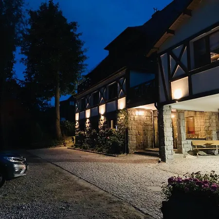 Karkonoska - Klimatyczne I Studia Z Aneksami Kuchennymi - Sniadania Sauna Grota Solna Silownia Parking Wi-fi W Cenie B&B 카르파츠