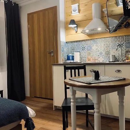 Bed and Breakfast Karkonoska 4*