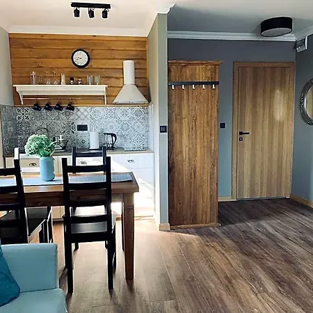 Panzió Karkonoska - Klimatyczne I Studia Z Aneksami Kuchennymi - Sniadania Sauna Grota Solna Silownia Parking Wi-fi W Cenie