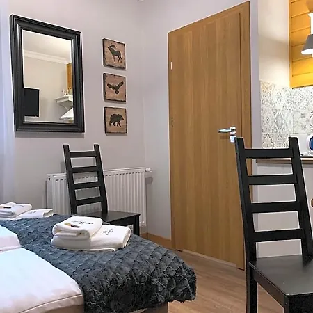 Karkonoska - Klimatyczne I Studia Z Aneksami Kuchennymi - Sniadania Sauna Grota Solna Silownia Parking Wi-fi W Cenie Frühstückspension 4*