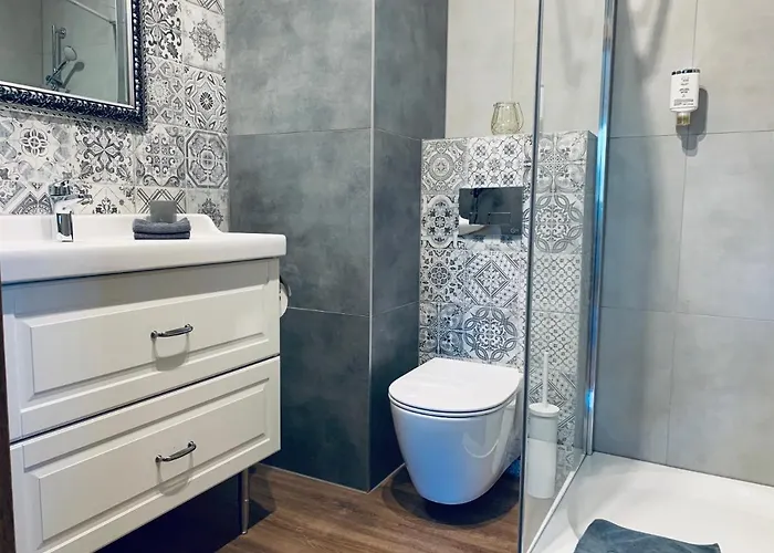 Karkonoska - Klimatyczne I Studia Z Aneksami Kuchennymi - Sniadania Sauna Grota Solna Silownia Parking Wi-fi W Cenie Bed & Breakfast Karpacz