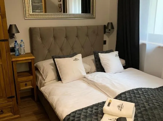 Karkonoska - Klimatyczne I Studia Z Aneksami Kuchennymi - Sniadania Sauna Grota Solna Silownia Parking Wi-fi W Cenie 4*